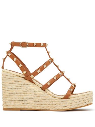 Sandales compensées Rockstud 95 mm - Valentino Garavani - Modalova