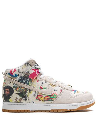 X Supreme baskets montantes SB Dunk 'Rammellzee' - Nike - Modalova