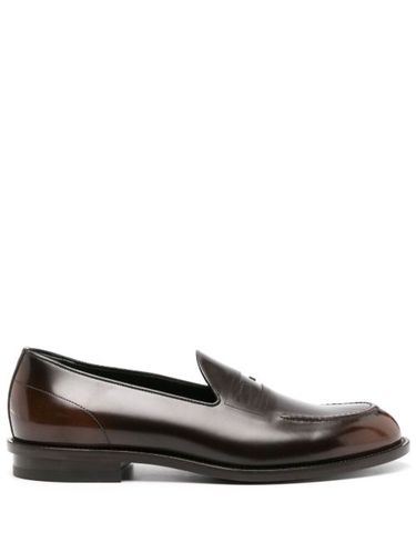 Mocassins vernis à logo FF embossé - FENDI - Modalova