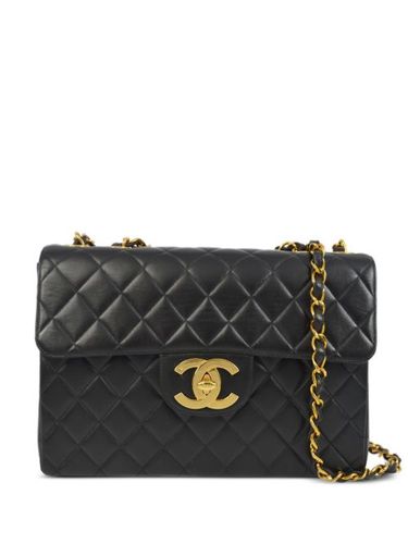 Sac porté épaule Jumbo Flap (1997) - CHANEL Pre-Owned - Modalova