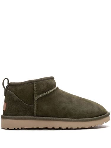 Bottines Classic Ultra Mini "Burnt Olive" - UGG - Modalova