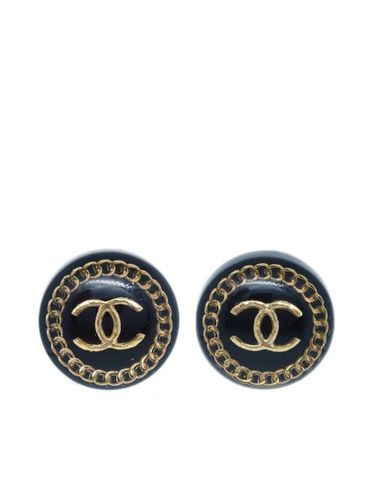 Boucles d'oreilles à boutons CC (2022) - CHANEL Pre-Owned - Modalova