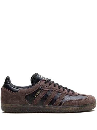 X Kader Samba baskets ADV 'Kader Sylla - Core Black/Brown/Gum' - adidas - Modalova