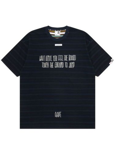 T-shirt rayée à slogan brodé - AAPE BY *A BATHING APE® - Modalova