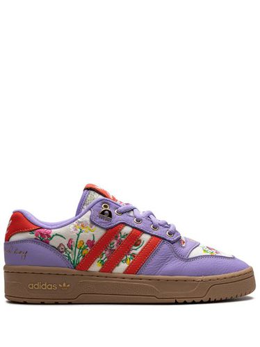 X Unheardof Rivalry baskets 'Grandma's Couch' - adidas - Modalova