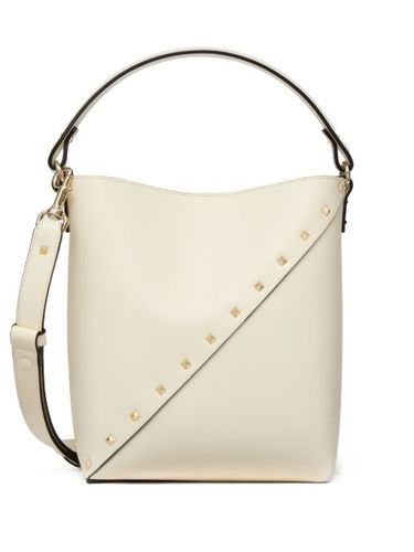 Sac seau en cuir à ornements Rockstud - Valentino Garavani - Modalova