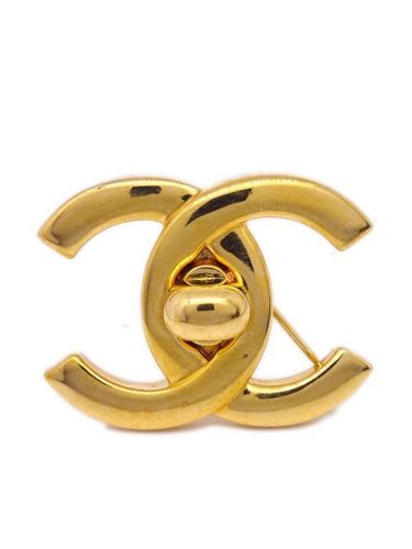 Broche à loquet CC (1996) - CHANEL Pre-Owned - Modalova