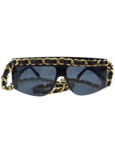 Lunettes de soleil couvrantes à bords en cuir et chaîne (1990-2000) - CHANEL Pre-Owned - Modalova