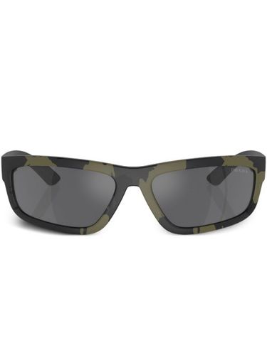 Lunettes de soleil à monture rectangulaire - Prada Linea Rossa - Modalova