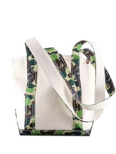 X BAPE sac cabas à imprimé camouflage - SAINT MXXXXXX - Modalova