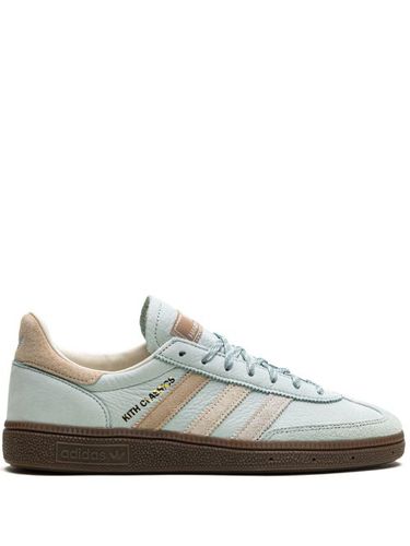 X Kith baskets Handball Spezial 'Amazon Green' - adidas - Modalova