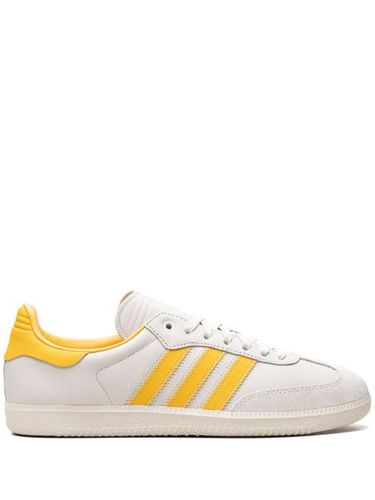 X Pharrell Williams baskets Samba 'Bold Gold' - adidas - Modalova