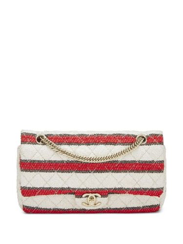 Sac porté épaule rayé Jumbo Classic Flap (2009) - CHANEL Pre-Owned - Modalova