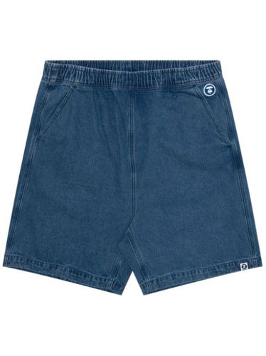 Short en jean à logo embossé - AAPE BY *A BATHING APE® - Modalova