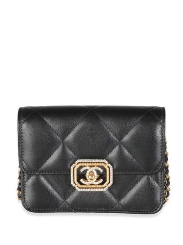 Mini sac matelassé à loquet (2021-2023) - CHANEL Pre-Owned - Modalova