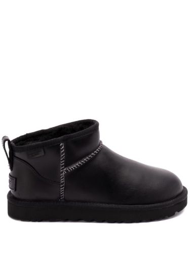 UGG bottines Classic Ultra - Noir - UGG - Modalova