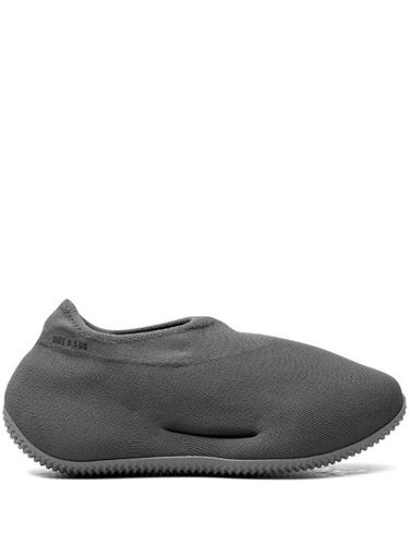 Baskets Yeezy Knit Runner 'Grey' - adidas Yeezy - Modalova