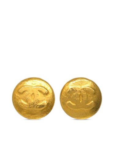 Boucles d'oreilles à logo CC (1993) - CHANEL Pre-Owned - Modalova