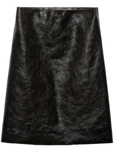 Jupe mi-longue en cuir à effet craquelé - Prada - Modalova