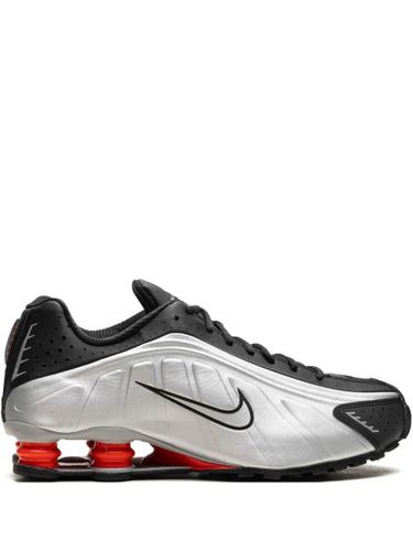 Nike baskets Shox R4 - Argent - Nike - Modalova