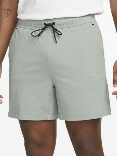 Short Tech Fleece 'Mica Green/Mica Green' - Nike - Modalova