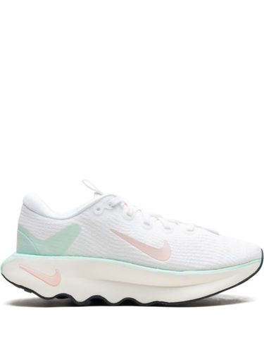Baskets Motiva 'White/Mint Foam/Sail/Sunset Tint' - Nike - Modalova