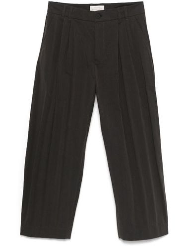 Pantalon droit à détails plissés - Studio Nicholson - Modalova