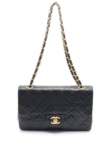 Grand sac porté épaule à rabat (1996-1997) - CHANEL Pre-Owned - Modalova