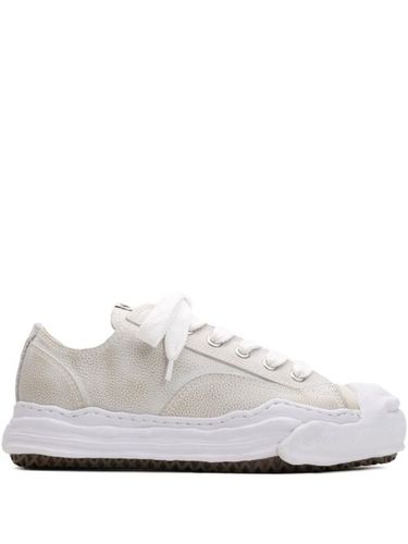 Baskets en cuir à logo embossé - Maison MIHARA YASUHIRO - Modalova