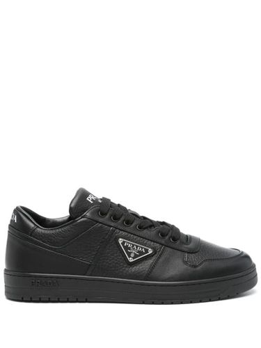 Prada baskets à plaque logo - Noir - Prada - Modalova