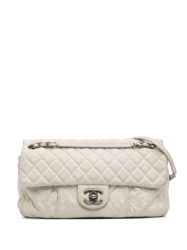 Grand sac porté épaule Chic Quilt Flap (2010-2011) - CHANEL Pre-Owned - Modalova
