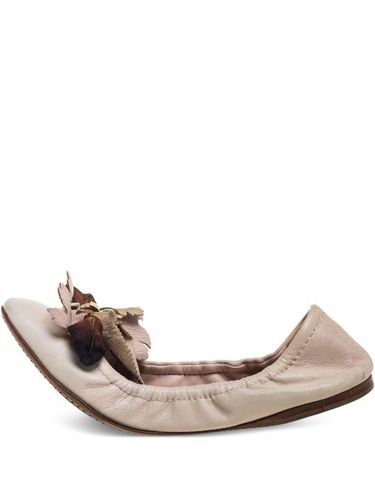 Ballerines à pétales en cuir - Miu Miu Pre-Owned - Modalova