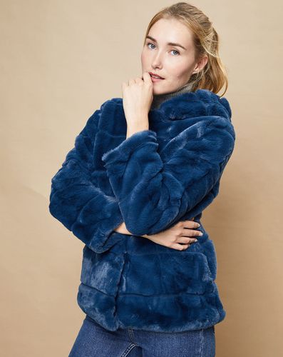 Veste courte à capuche en Fausse Fourrure bleue - Inka - Modalova