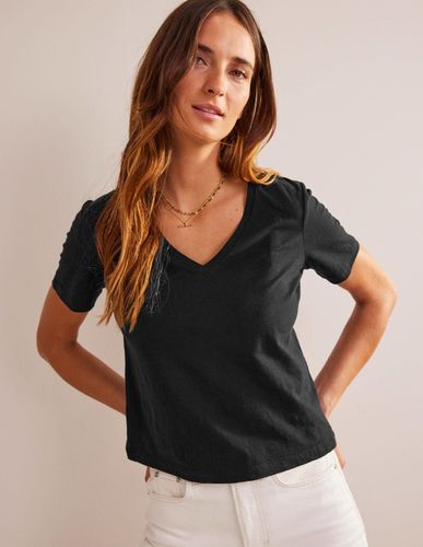 T-shirt flammé à col en V-Noir - Boden - Modalova
