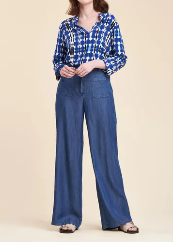 Pantalon large fluide aspect jean - La Fée Maraboutée - Modalova