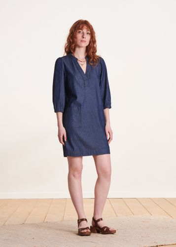Robe courte droite en jean brut - La Fée Maraboutée - Modalova