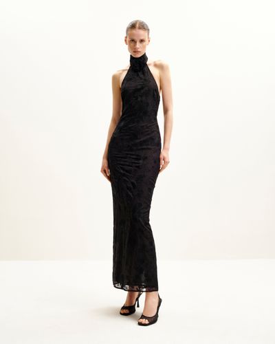 Robe longue noire à col halter en dentelle florale Uliana - Noir - JW PEI - Modalova