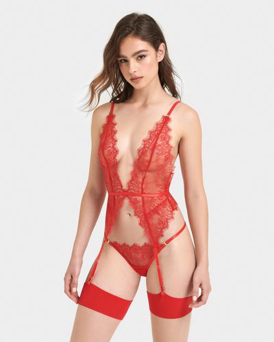 Grace Soft Basque Red - Bluebella - Modalova