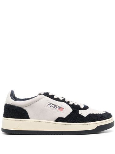 Medalist Low Leather And Suede Sneakers - Autry - Modalova