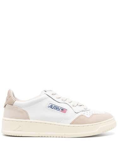 Medalist Low Leather And Suede Sneakers - Autry - Modalova