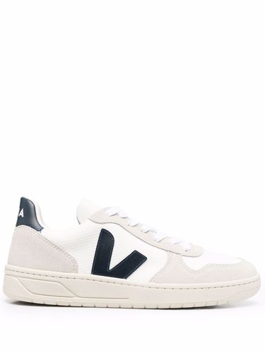 VEJA - V10 Sneaker - Veja - Modalova