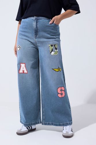 Jean Large Bleu À Badge Appliqué Size 44 - Limited Collection - Modalova