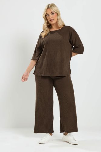 Ensemble Pantalon Large Côtelé Marron Chocolat Size 48 - Yours - Modalova