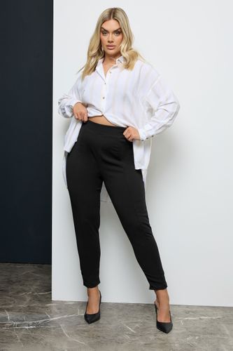 Pantacourt Noir Slim Extensible Size Ex Short > 52 - Yours - Modalova