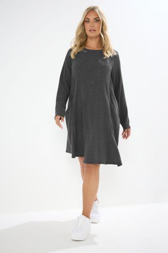 Robe À Poches Texturée Gris Anthracite Size 46 - Yours - Modalova