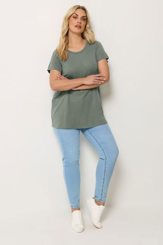 Tshirt Basique Vert Sauge Size 46 - Yours - Modalova