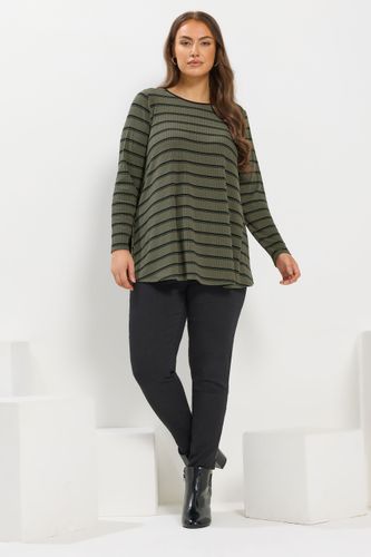 Haut Évasé Côtelé À Rayures Vert Kaki Size 50-52 - Yours - Modalova