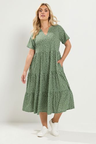Robe Étagée Vert Sauge À Pois Size 44 - Yours - Modalova