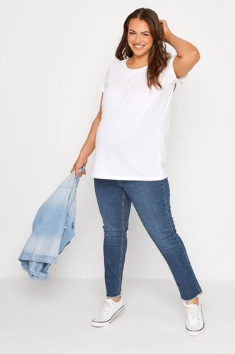 Maternity Jean Mom Mid Size Short > 52 - Bump It Up - Modalova