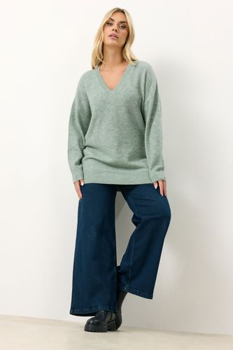 Pull À Col En V Doux Au Toucher Vert Sauge Size 58-60 - Yours - Modalova